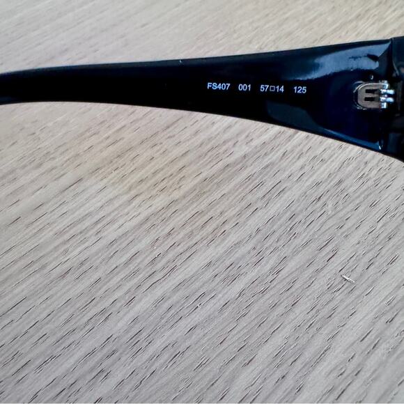 Authentic Fendi vintage Y2K Black and Silver FF logo Sunglasses - Picture 4 of 12